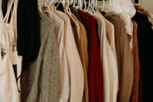 5 Ways to Declutter Your Closet Today