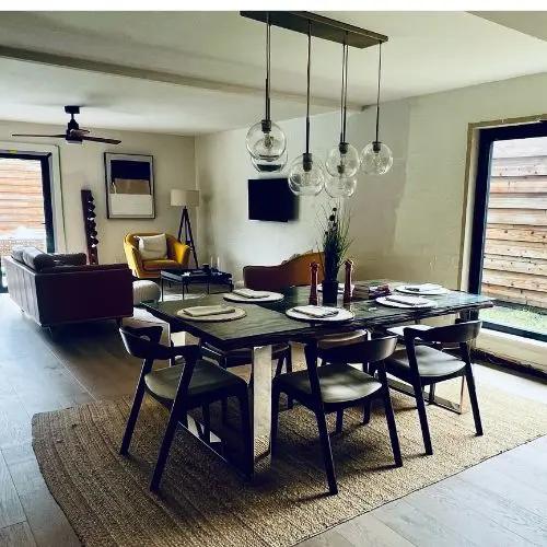 Immaculately cleaned dining and living room after an estate cleanout in Plano, TX.