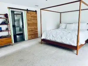 Spotless apartment bedroom after professional cleaning services by Dallas Sunrise Maids
