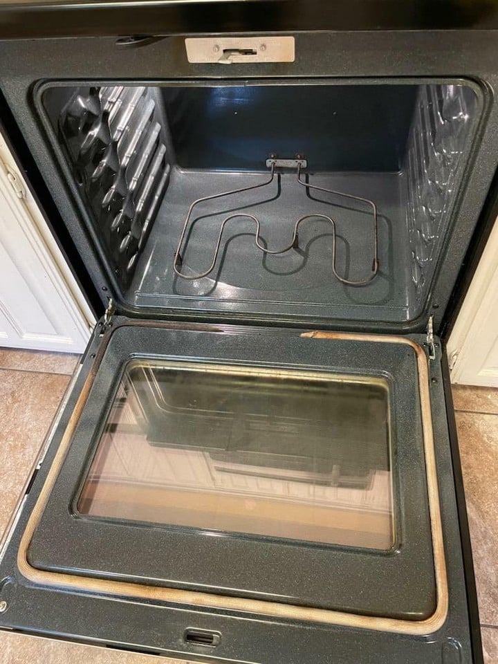 move in cleaning services Spotless oven after move in cleaning services by Dallas Sunrise Maids in Plano